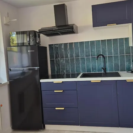 Bujowy אוסטראון